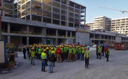 İZMİR ŞEHİR HASTANESİ ŞANTİYESİNDE GREV