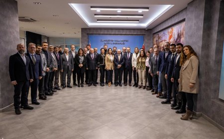 "MUSTAFA KEMAL ATATÜRK'ÜN HAYALLERİNE LAYIK BİR İŞ YAPIYORUZ".