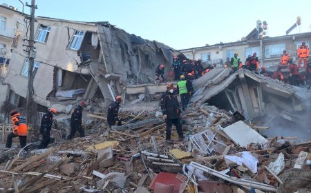 KAHRAMANMARAŞ'TAKİ 7,4'LÜK DEPREM 10 İLİ VURDU