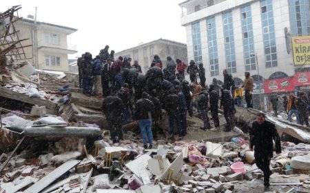 DEPREMİN VURDUĞU MALATYA'DA ÖLÜ SAYISI ARTIYOR