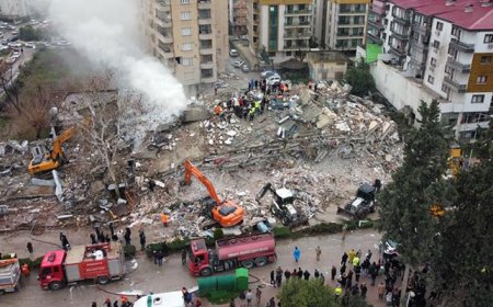 DEPREMDE CAN KAYBI 3 BİN 381'E YÜKSELDİ..