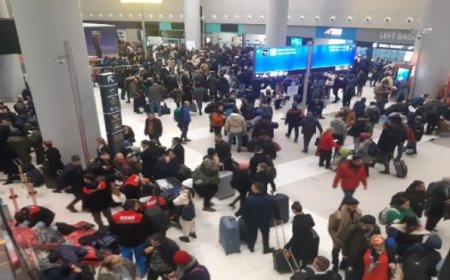 İZMİR VALİLİĞİ DUYURDU : DEPREM BÖLGELERİNE 2 BİN 331 PERSONEL GÖNDERİLDİ