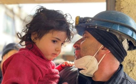 SİDRA'YI 35 SAAT SONRA MADEN İŞÇİLERİ KURTARDI