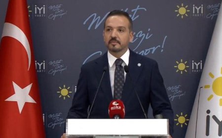 İYİ PARTİ'DEN DEPREM FELEKATİ SONRASI MAAŞ KARARI