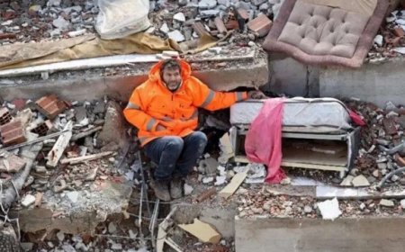 KIZININ ELİNİ BIRAKMAYAN BABA KONUŞTU:ELLERİMLE KAZDIM AMA ...