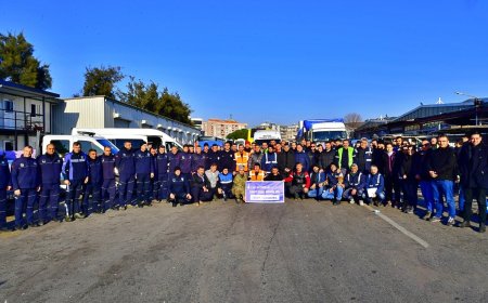 71 KİŞİLİK İLK EKİP YOLA ÇIKTI