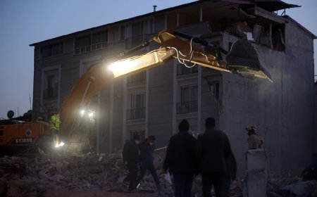 DEPREM BÖLGESİNDEN GELEN SON GÖRÜNTÜLER YÜREKLERİ DAĞLADI