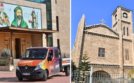 CEMEVİNDE PİŞİRİLEN YEMEKLER ,KİLİSEDE KALAN DEPREMZEDELERE İKRAM EDİLİYOR