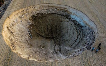 KONYA'DA 37 METRE ÇAPINDA 12 METRE DERİNLİĞİNDE YENİ OBRUK OLUŞTU