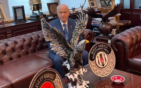 MHP'Lİ İSİMLER BEŞİKTAŞ'TAN İSTİFA EDEMEMİŞ :AİDAT ÖDEMEYENLERİN ÜYELİĞİ DÜŞMÜŞ