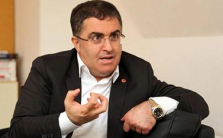 AKŞENER MASAYA DÖNDÜ :ADAYLIĞI GÜNDEME GELEN ERSAN ŞEN'DEN İLK MESAJ