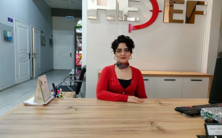 EĞİTİMCİ BUSE PELİN DOĞANER 'EĞİTİM SEVGİ İŞİDİR'