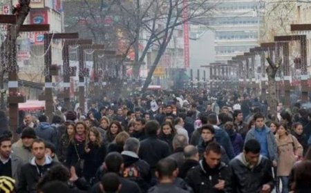 DİSK-AR:İŞSİZLİK DÜŞMÜYOR ,GENİŞ TANIMLI İŞSİZLİK ARTMAYA DEVAM EDİYOR