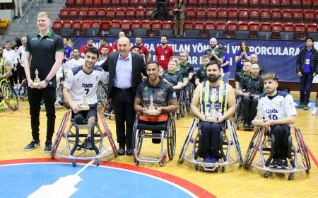 İZMİR, TAM NOT ALDI