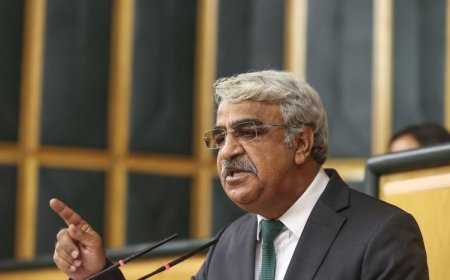 MİTHAT SANCAR: DEPREM İÇİN TOPLANAN 116 MİLYAR LİRA NEREDE?