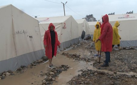 ADIYAMAN'DA KONTEYNER SUYA KAPILDI: 1 KİŞİ HAYATINI KAYBETTİ, 4 KİŞİ KAYBOLDU