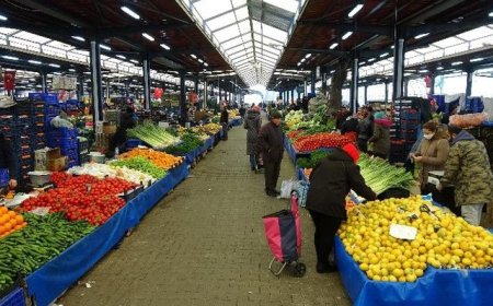 KÜÇÜK ÇİĞLİ’DE BÜYÜK ‘TEZGÂH’: ESNAFTAN ‘BAĞIŞ’ ADI ALTINDA 8 MİLYON LİRA TOPLANDI!