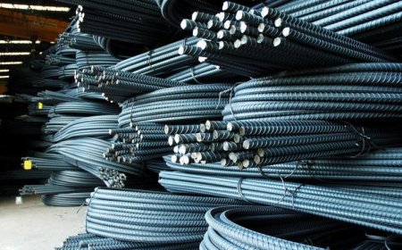 DEMİR-ÇELİK PATRONLARINA GÜMRÜK VERGİSİ BİR KEZ DAHA ERTELENDİ