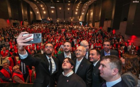 KILIÇDAROĞLU ANKARA'DA 'KILIÇDAROĞLU GÖNÜLLÜLERİ' İLE BİR ARAYA GELDİ