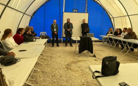 CHP İL BAŞKANLIĞI ÇADIRDA SANDIK GÜVENLİĞİ EĞİTİMİ VERİYOR 