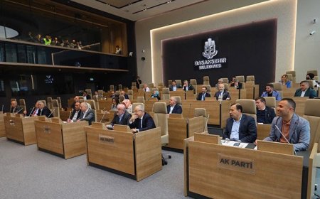 AKP'Lİ BELEDİYEDEN 'ÇİFTE KAVRULMUŞ' SAVURGANLIK