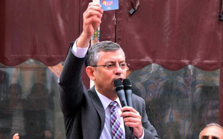 ÖZGÜR ÖZEL, CHP'NİN 'ALTIN KART' PROJESİNİ ANLATTI