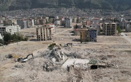 HATAY'DA ENKAZIN YAKLAŞIK YÜZDE 83'Ü KALDIRILDI