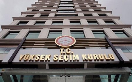 YSK’NİN 'BAKANLARIN İSTİFASINA GEREK YOK' KARARINA HUKUKÇULARDAN TEPKİ