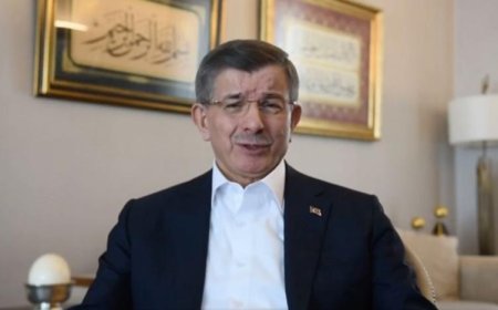 DAVUTOĞLU'NDAN 'SÜNNİ' VİDEOSU: 'KEMAL BEY'E SELAM EDİYORUM'