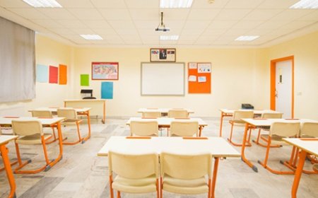 SEÇİM DOLAYISIYLA 15 MAYIS'TA OKULLARIN EĞİTİME ARA VERECEĞİ AÇIKLANDI