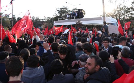 BOZDAĞ AÇIKLADI: İMAMOĞLU'NA YÖNELİK SALDIRIYA İLİŞKİN GÖZALTILAR VAR