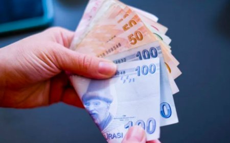 BAYRAM İKRAMİYESİ VE EN DÜŞÜK EMEKLİ MAAŞI TAHMİNİNİ AÇIKLADI