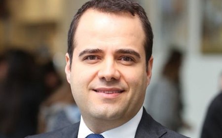 ÖZGÜR DEMİRTAŞ’TAN DOLAR YORUMU: ŞAŞILACAK BİR ŞEY YOK