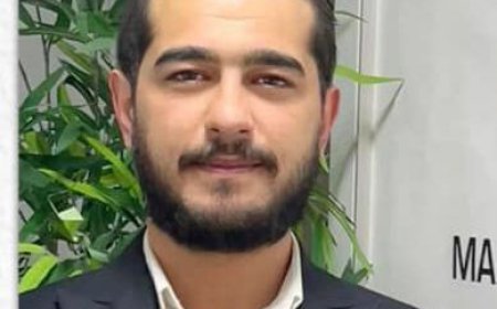 Demokrasi Güçleri Morallerinizi Yüksek Tutun !