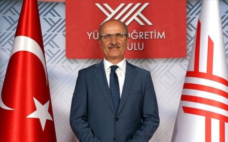 YÖK BAŞKANI: ÜNİVERSİTEYİ MESLEK KAPISI OLARAK GÖRMEK HATAYA DÜŞÜREBİLİR
