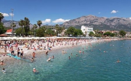 BAYRAM TATİLİNDE KEMER'İN NÜFUSU 4 KATINA ÇIKTI