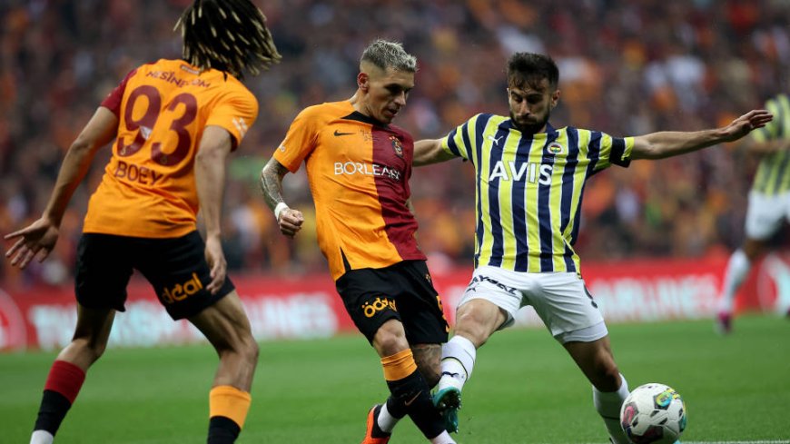 GALATASARAY, FENERBAHÇE GALİBİYETİYLE ŞAMPİYONLUĞU TAÇLANDIRDI: 3-0