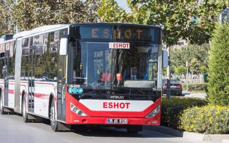 İZMİR'DE TOPLU ULAŞIMA YÜZDE 48 ZAM