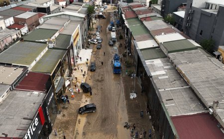 Bakan Yerlikaya duyurdu: İstanbul'da selden etkilenenlere hane başına 15 bin TL destek