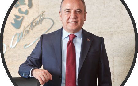 Muhittin Böcek: Altın Portakal Film Festivali'ni kendim yapacağım