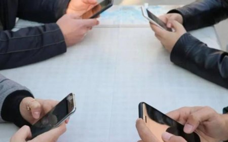 Öğrencilere vergisiz telefon kararı Resmi Gazete'de: 9 bin 500 lira ve 26 yaş sınırı