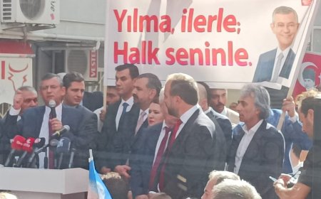 ÖZGÜR ÖZEL'İN İZMİR ZİYARETİ