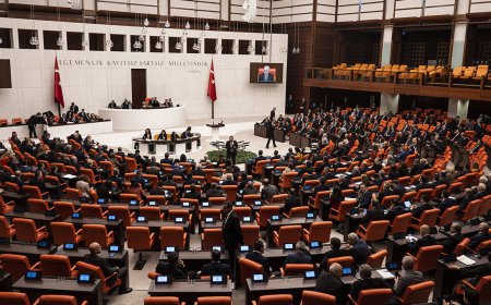 Yoksulluğu örtme bütçesi: Cevdet Yılmaz’ın sunumundan yoksulluk çıktı