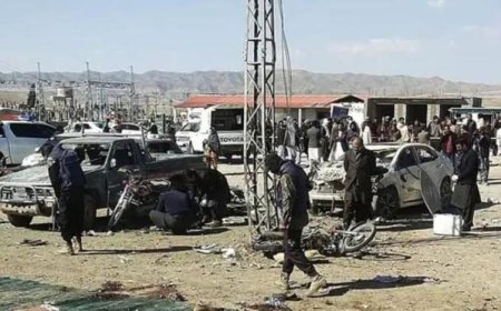 Pakistan'da seçim arifesinde bombalı saldırılar: En az 28 ölü, 47 yaralı