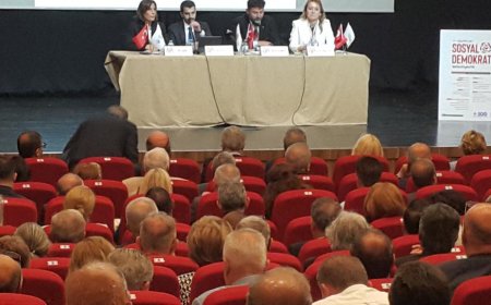 21.YÜZYILDA YENİ SOSYAL DEMOKRAT BELEDİYECİLİK PANELİ