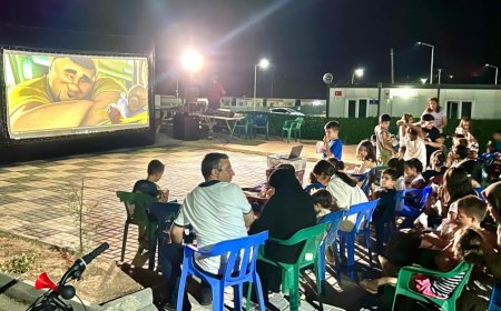 Adıyaman'da çocuklar için sıcacık bir açık hava sineması etkinliği