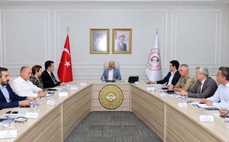 Bağımlılıkla Mücadele İl Koordinasyon Kurulu Toplantısı Vali Dr. Osman Varol başkanlığında yapıldı