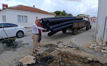 Evreşe beldesinde kanalizasyon çalışmaları devam ediyor