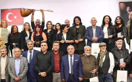 TÜRKİYE VE ULUSLARARASI ŞAİRLER MANİSA’DA BULUŞTU