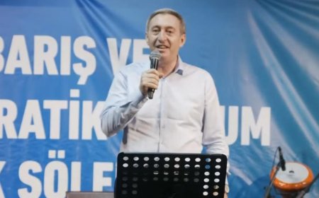Van’da Barış ve Demokratik Toplum Mitingi “Onurlu Barış İçin Alanlardayız”